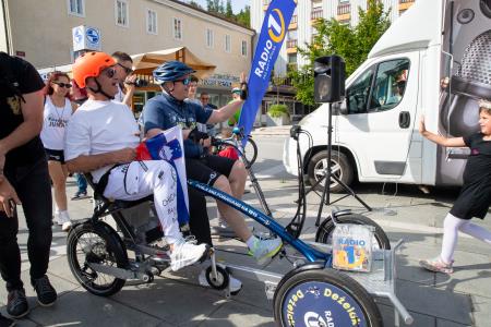 Deželak junak v Postojni (11)